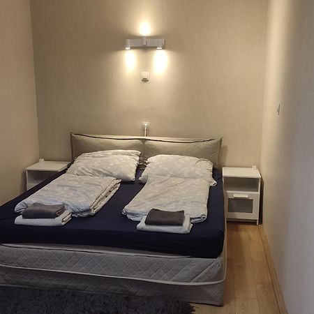 Belvarosi Apartman Печ Екстериор снимка