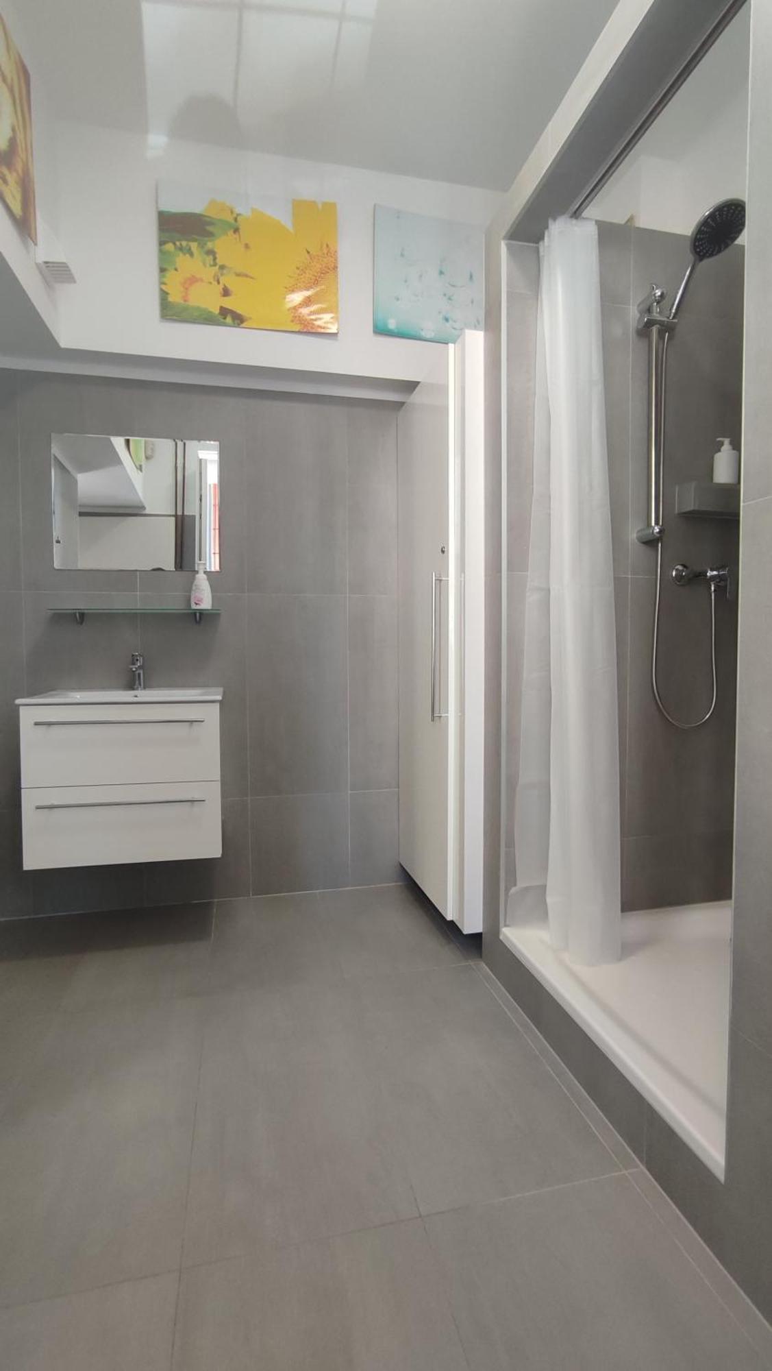 Belvarosi Apartman Печ Екстериор снимка